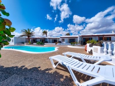 FKK Urlaub mit MIRAMRE REISEN - Juwel des Meeres, Lanzarote, Kanarische Inseln - Pool